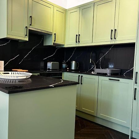 Earl'S Court Luxe Apartment ลอนดอน ภายนอก รูปภาพ